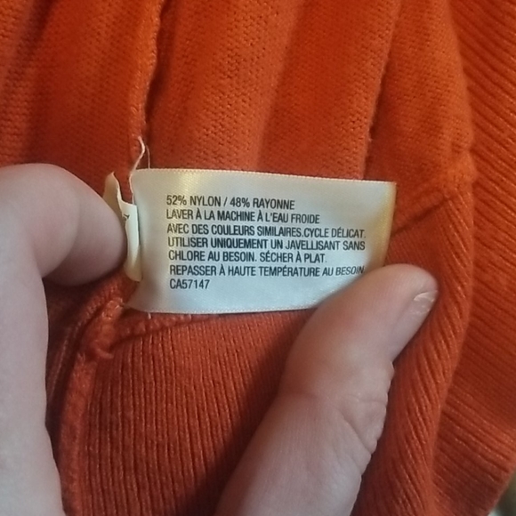 Sweater - Picture 3 of 4